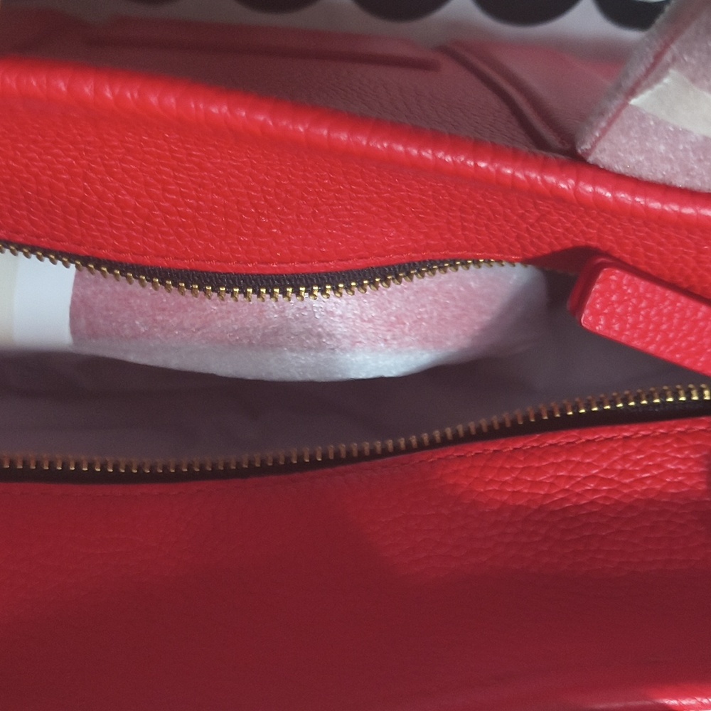 Marc Jacobs True Red Tote Bag - Picture 4 of 5